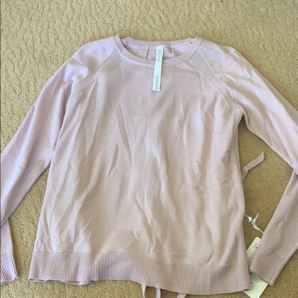Tied to you sweater, lululemon size 6